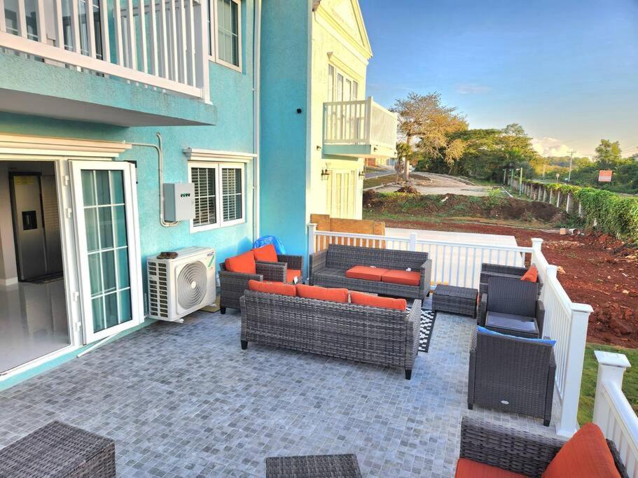 Holiday home Modern Luxury 2-bedroom 2.5-bathroom Townhouse Negril