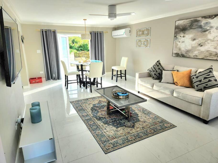 Holiday home Modern Luxury 2-bedroom 2.5-bathroom Townhouse *