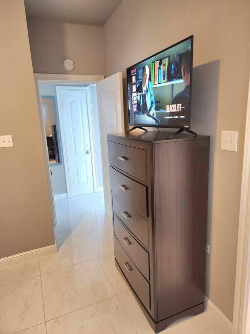 Modern Luxury 2-bedroom 2.5-bathroom Townhouse *
